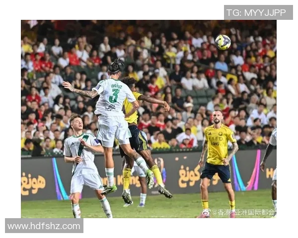 足球巨星震撼登场 精彩瞬间引爆全场激情尽在视频呈现 足球巨星震撼登场 精彩瞬间引爆全场激情尽在视频呈现